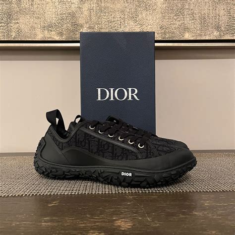 dior b28 sneakers|b22 Dior sneakers for women.